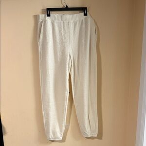 Cozy Cream Textured Pants size large..@113